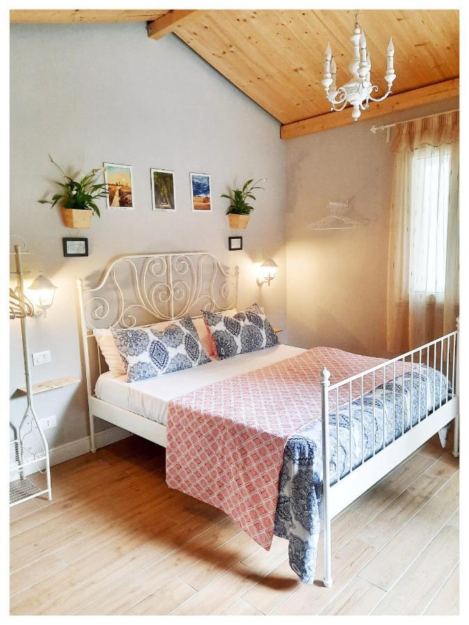 La Casina Bed & Breakfast Trecasali Luaran gambar